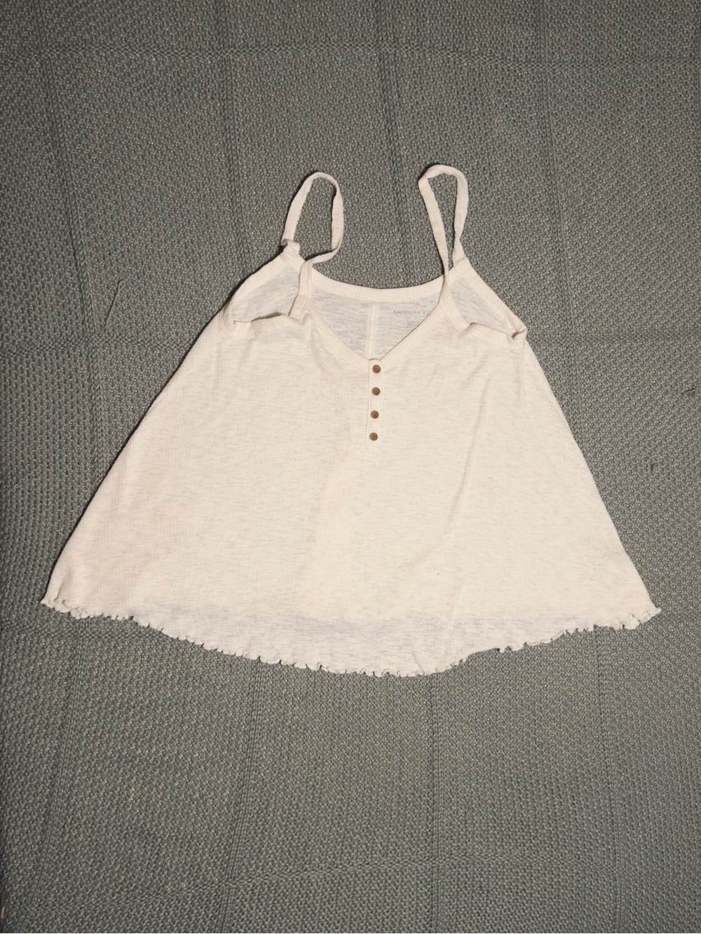 American Eagle Ivory flowy tank top